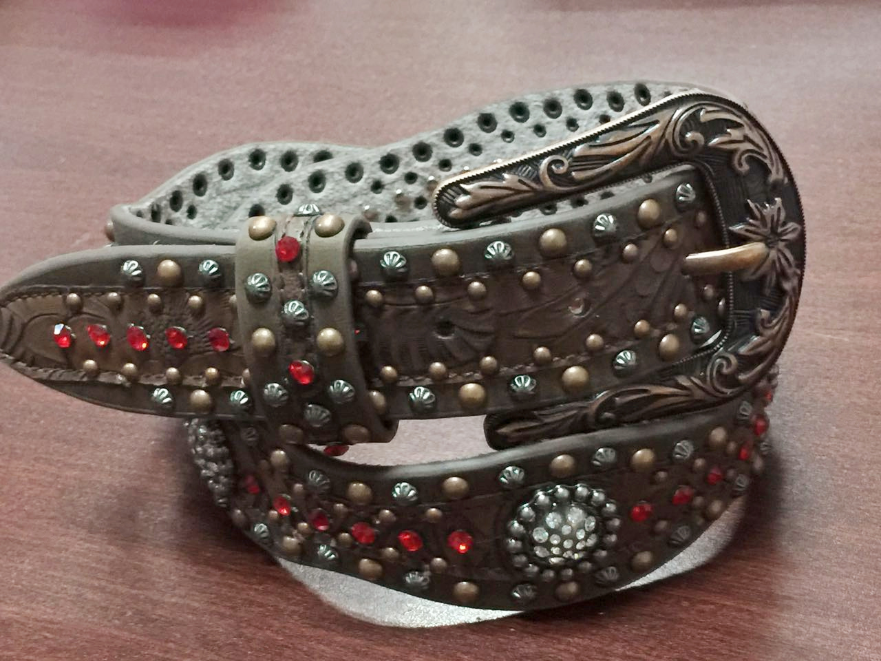 S shape round concho red and clear rhinestone lady belts